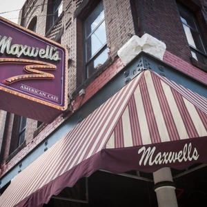 american snack bars in minneapolis Maxwell's American Pub
