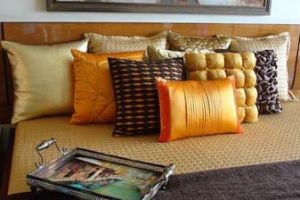 Cushions & Pillows