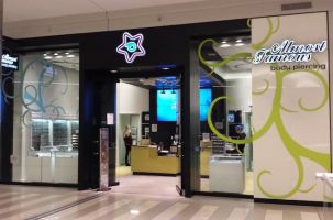 stores buy piercings minneapolis Almost Famous Body Piercing